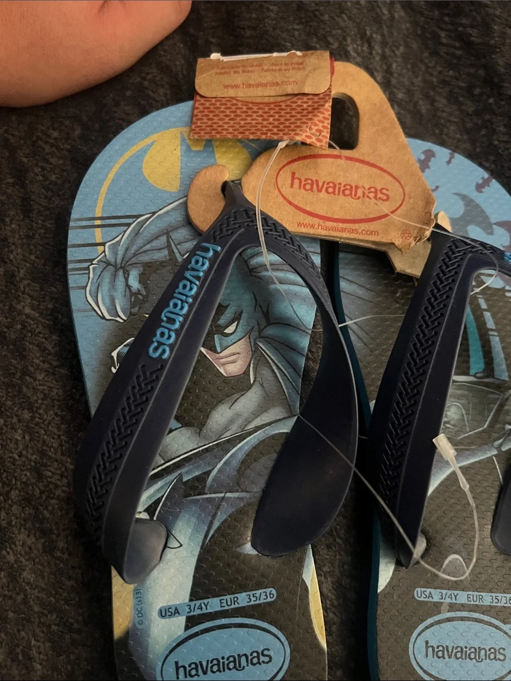 Havaianas Kids Batman Flip Flops - Navy & Light Blue 3/4
